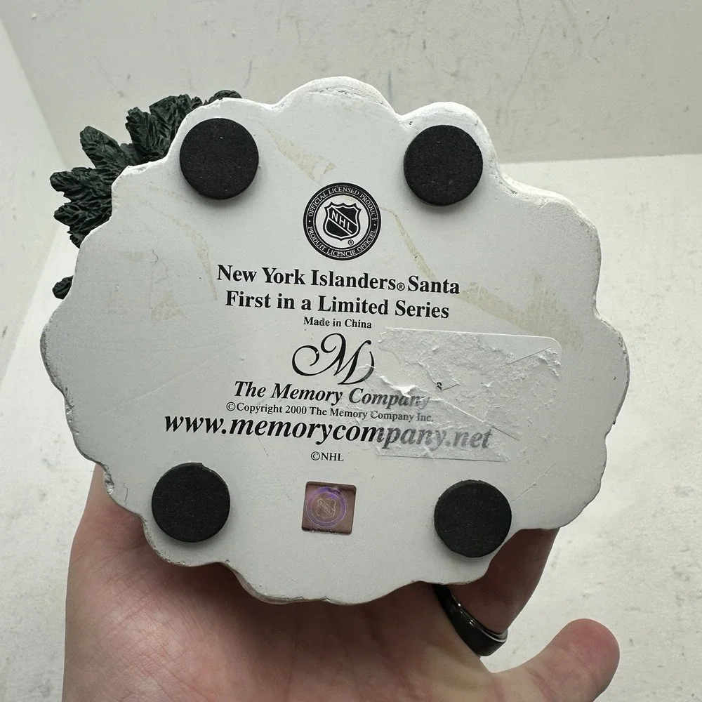 VTG New York Islanders Santa Figurine Memory Company NHL Christmas Decor Y2K 00s